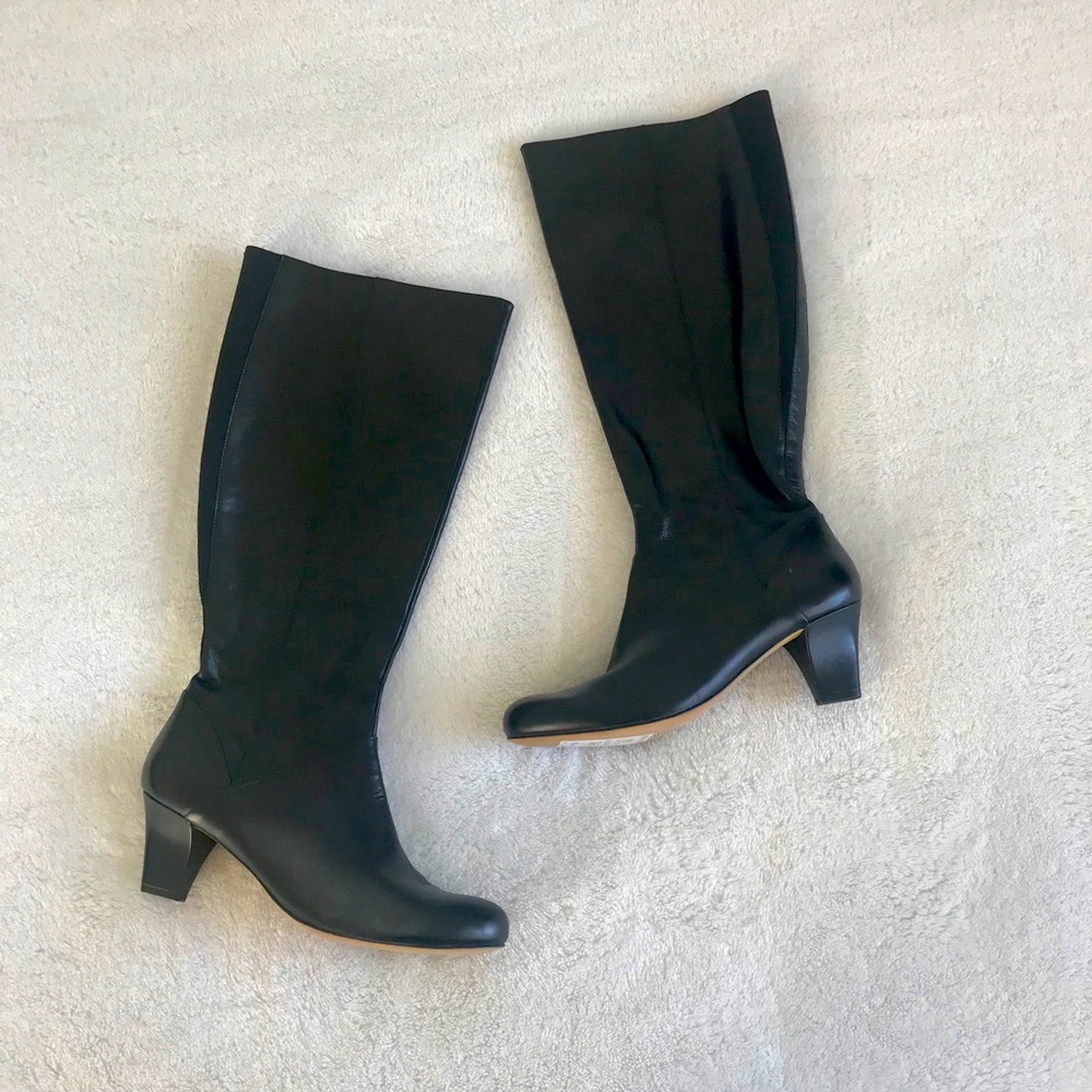 NWT Nordstrom Trotter’s Leather Black Zip Up Boots